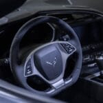 Recenzja systemu autopilota Tesli – co działa, a co zawodzi?