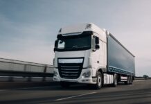 Dlaczego awaria TIR-a na A4 pod Kątami Wrocławskimi jest groźniejsza niż na innych odcinkach? Postępowanie podczas awarii ciężarówki na autostradzie bez pasa awaryjnego